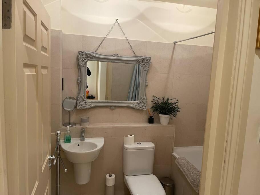 Luxurious Serviced Apt Next To The City Of London And Tower Bridge Apartman Kültér fotó